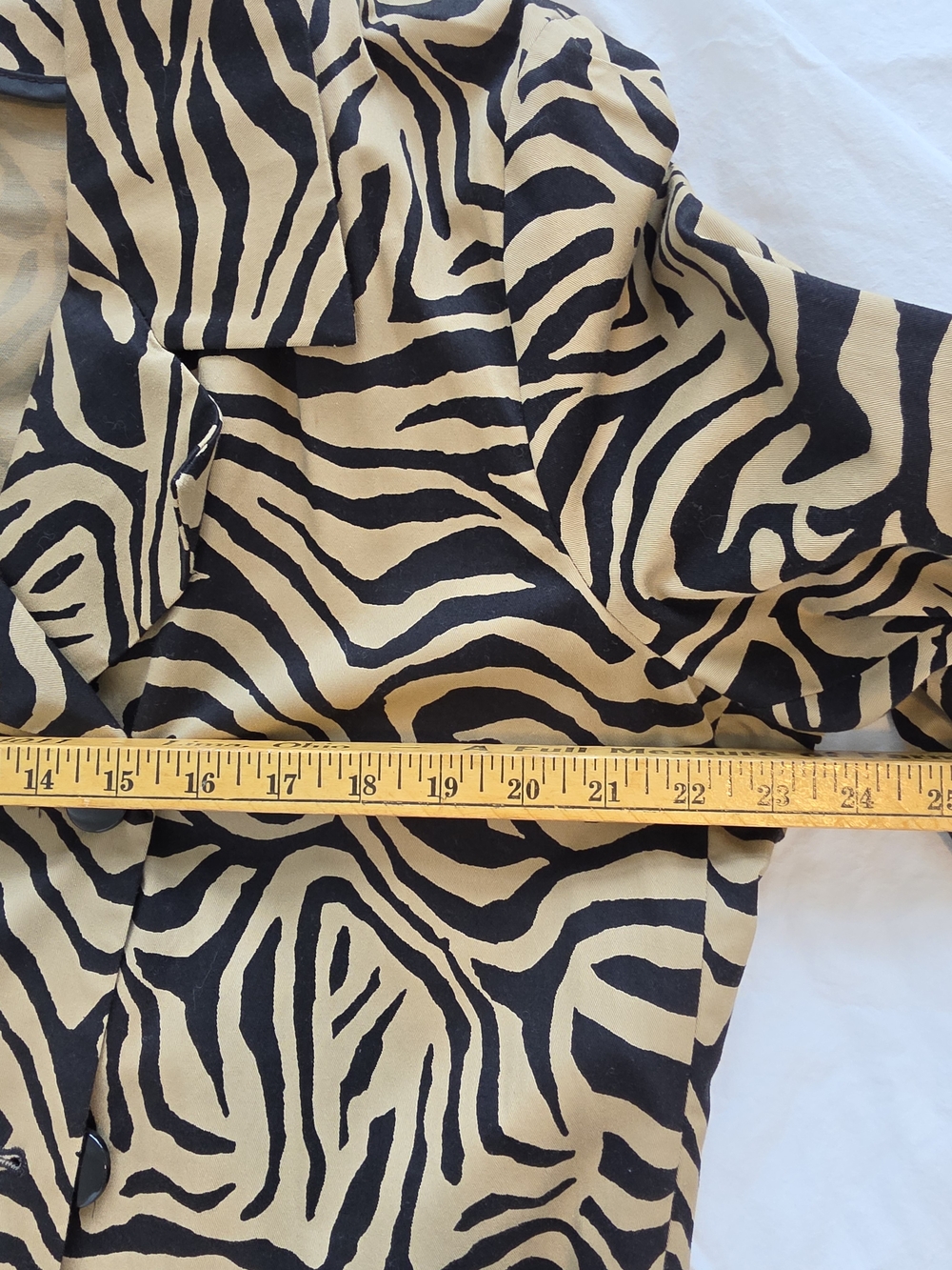 Dana Buchman Zebra Print Tie-Waist Jacket in Black & Beige Size Xl - Picture 5 of 10
